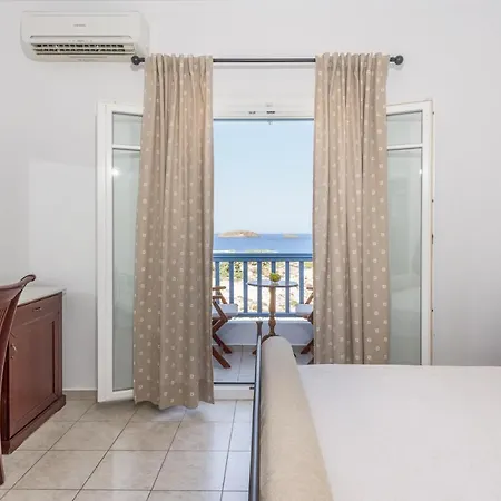 Astraeos Гостевой дом 3*