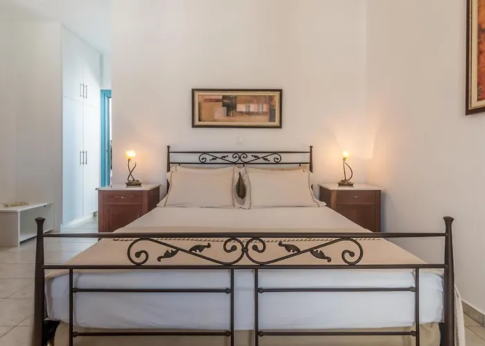 Guest house Astraeos Pachaina