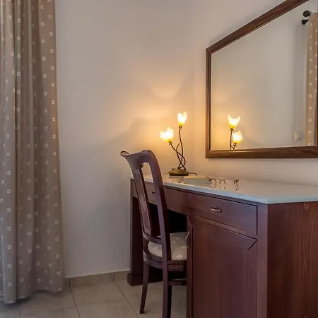 Astraeos Pensión 3*