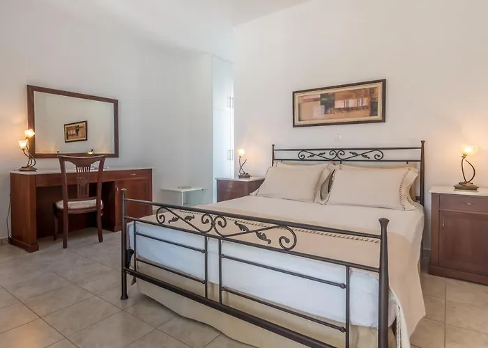 Astraeos Maison d'hôtes Pachaina